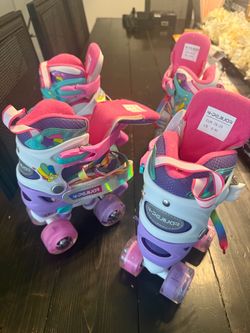 Girls Roller Skates (2)