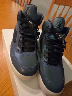 Size 9 womens air jordan 5 retro