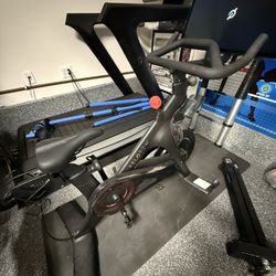 Peloton Bike
