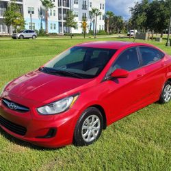 2012 Hyundai Accent