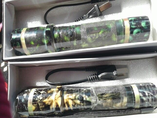 Flashlight tazzers and lipstick tazzers new