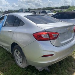 2018 Chevy Cruze LS PART OUT