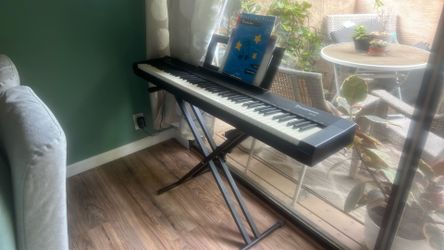 Piano keyboard