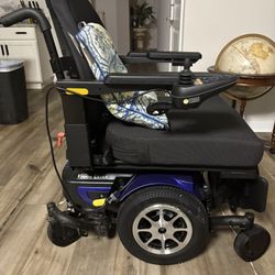 Merits Vision Ultra Power Wheelchair - Model #P326
