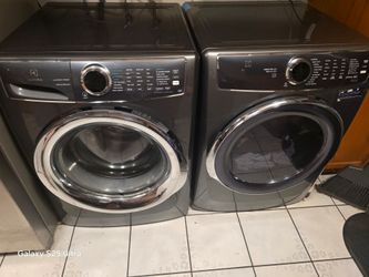 Washer and Dryer set (Gas)