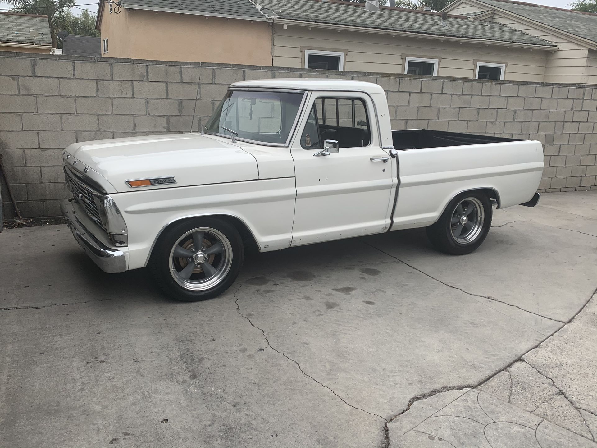 F100 Ranger XLT
