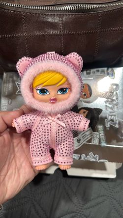 Bratziez keychain