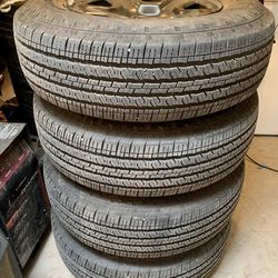 Low mile take offs from a 2025 Jeep Wrangler w/TPMS  sensors and caps