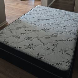 SE VENDE BASE CAMA Y COLCHON MARCA BAMBOO