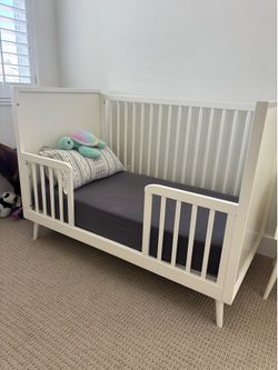 Full baby girl bedroom set