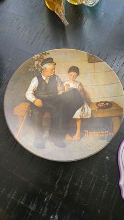 2 Norman Rockwell Limited Edition Collector Plates – “Norman Rockwell Remembered” + “The Lighthouse Keeper’s Daughter” (1979)