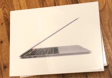 Brandnew MacBook Pro 13” Touch Bar 2020