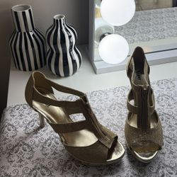 Gold high heels size 8.5