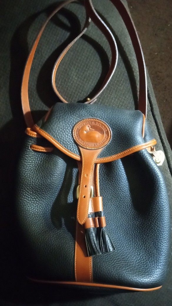 Dooney And Bourke Handbag