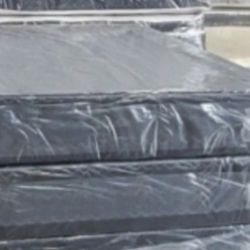 Queen Size New Box Spring Can Deliver 
