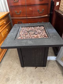 black square outdoor propane gas fire pit table 26” long 26” deep 25 1/2” tall