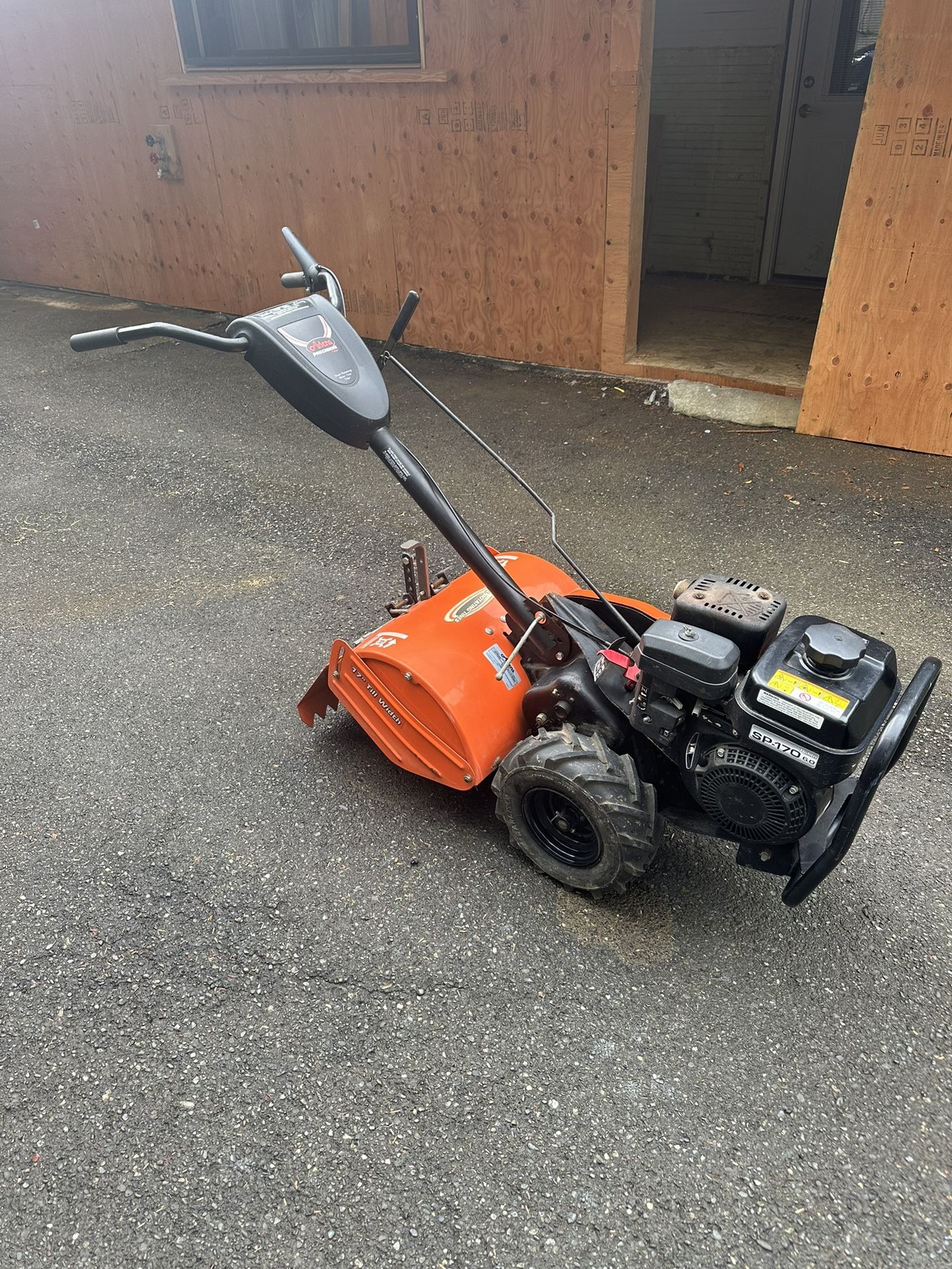 Ariens 17” Rear Tine Tiller