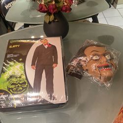 NEVER WORN Goosebumps Slappy Adult Costume With Extra Mask Size M