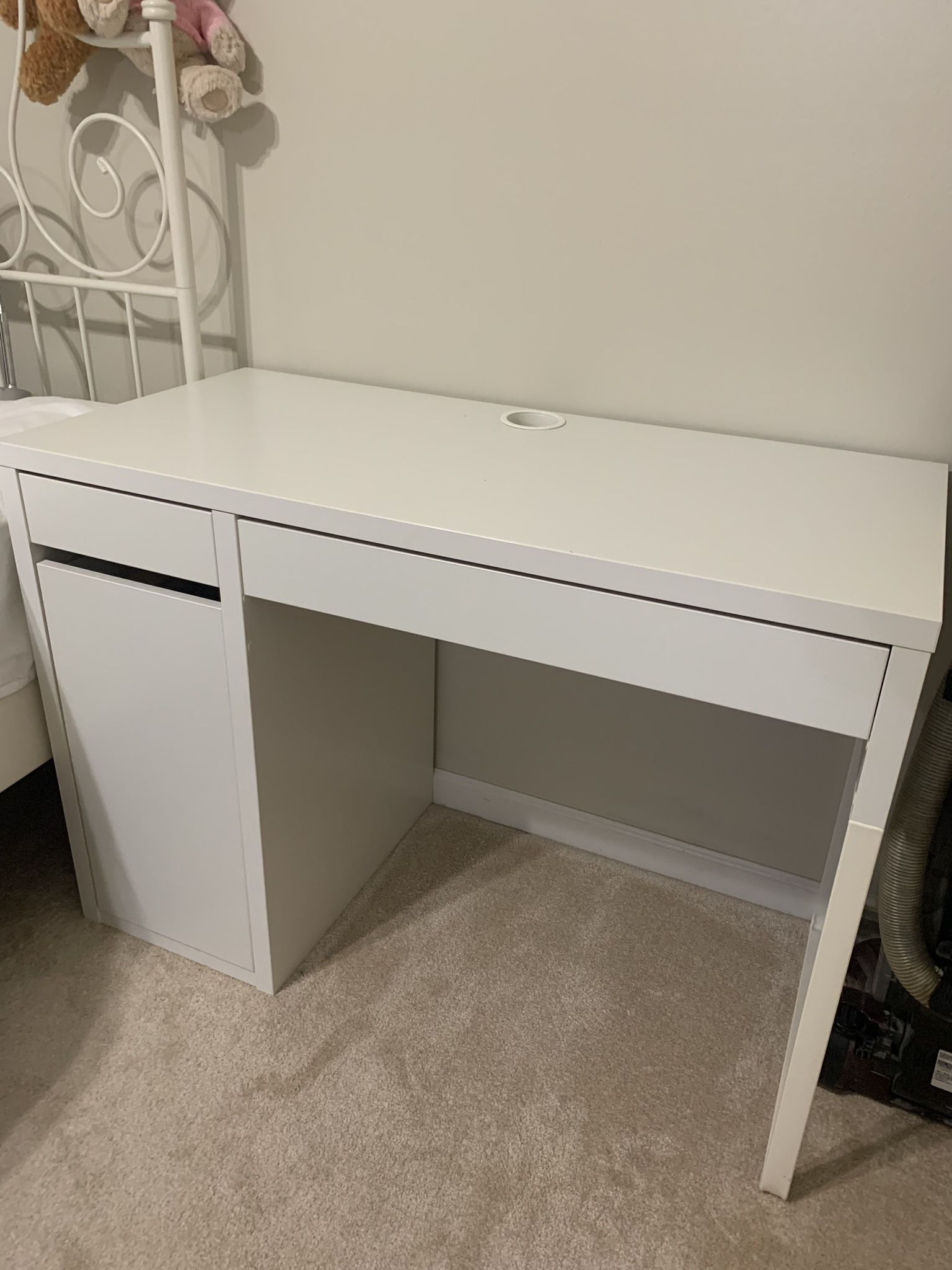 IKEA Study Table Free