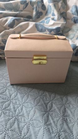 Cute little jewelry box