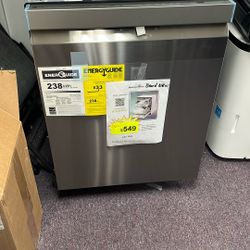 Dishwasher Stainless Steel 24” In New Open Box And Scratch And Dents 