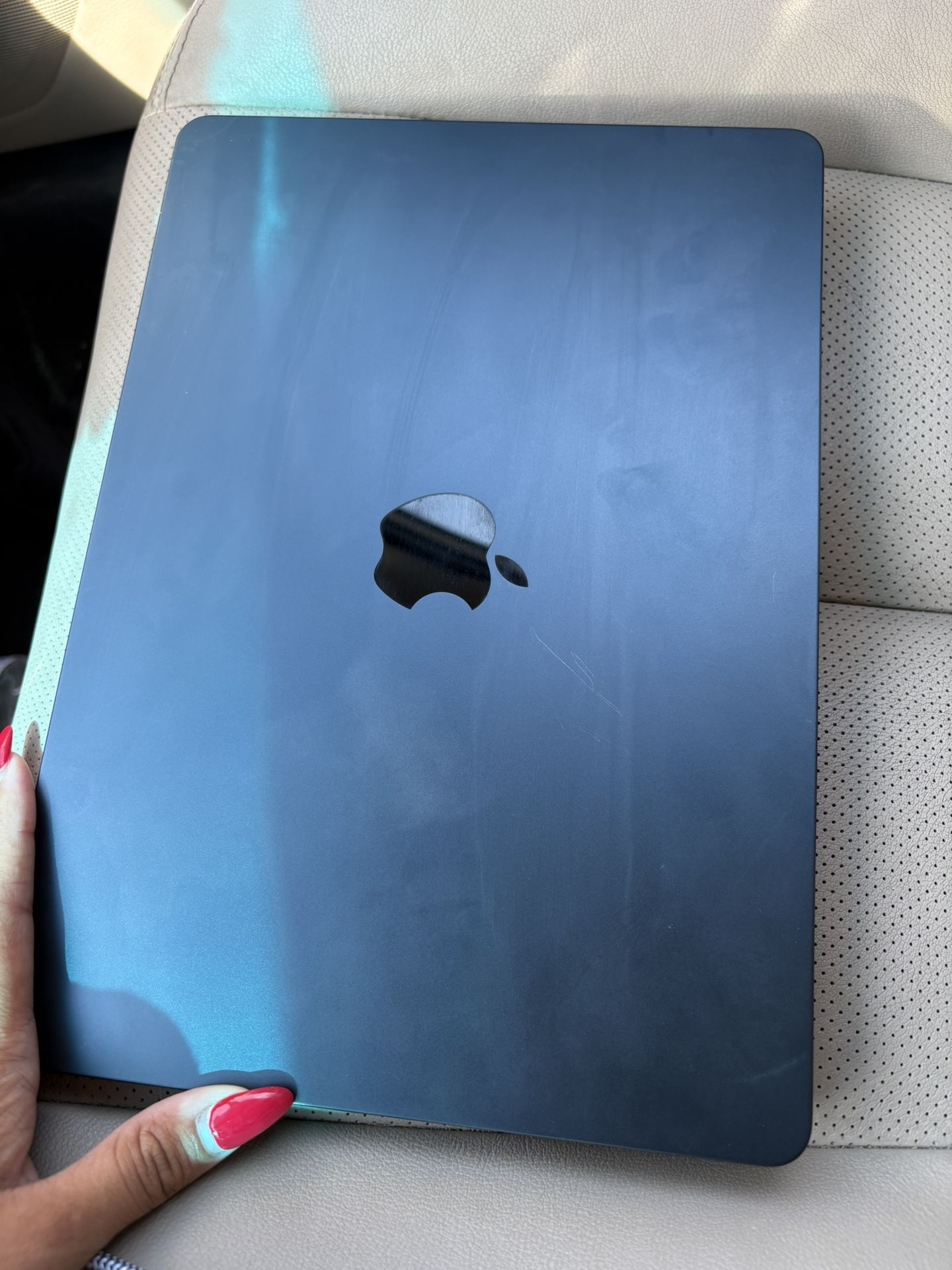 MacBook