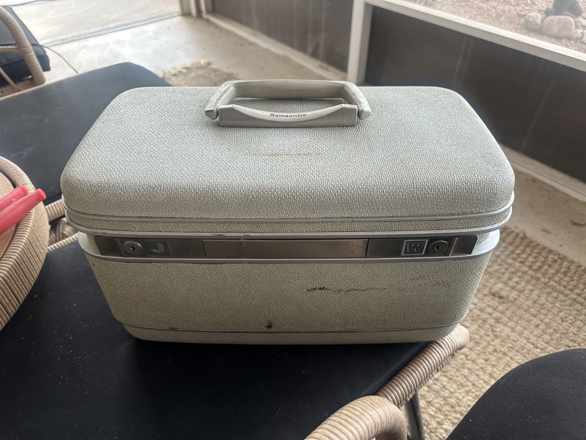 Vintage Samsonite make up Case