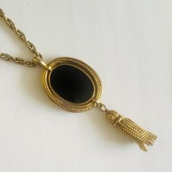 Gold Necklace With Black Pendant - New Vintage 