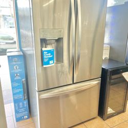 Kenmore Refrigerator 