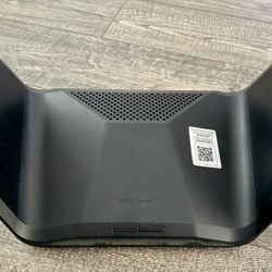 Netgear RAX78-100NAS Nighthawk Tri-Band AX8 8-Stream AX6200 WiFi 6 Router