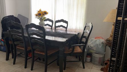 Dining table with 6 seat chairs