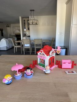 Fisher Price Little People Valentines Set