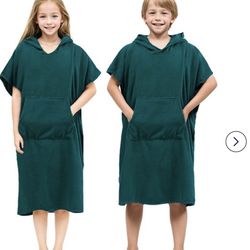 New Surf Poncho Kids Beach Or Bath Towel Poncho with Hood, Thick Quick Dry Green/Black