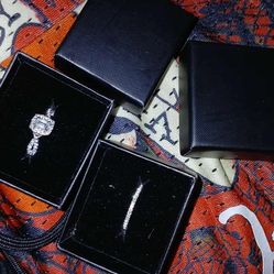 Engement Ring And Wedding Band