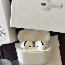 Airpods 4th Generation Noise Cancelling