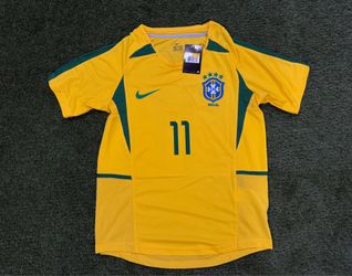 THROWBACK BRAZIL KIT WITH RONALDINHO ON THE BACK