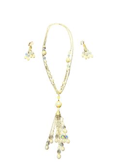 Vintage Old Sarah Conventry Faux Pearl & Crystal Beads Tassel Set Dangle Earrings Clip On Gold Tone Chain Link Necklace