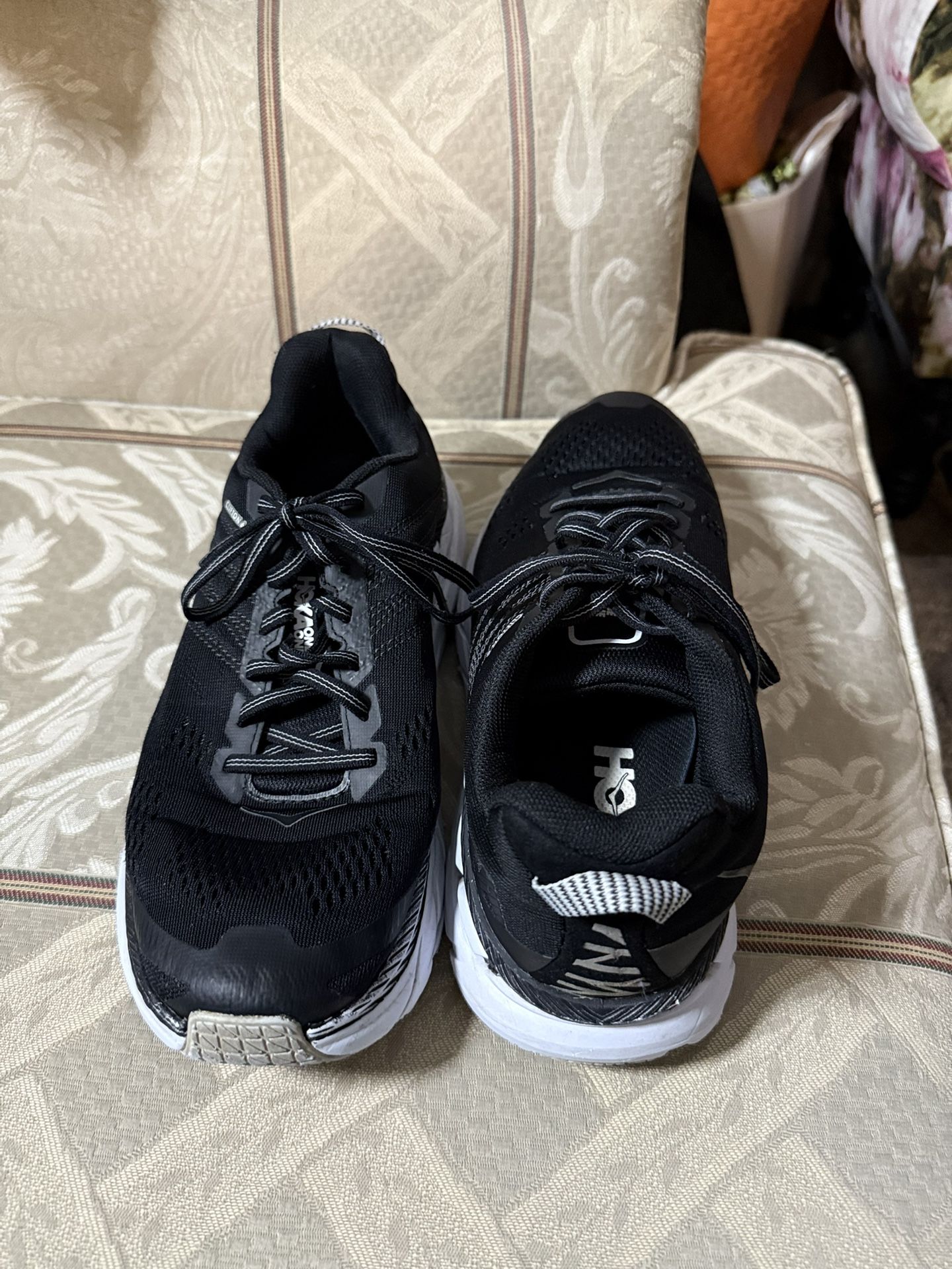 Hoka One One Clifton 6 - Tenis de correr para mujer