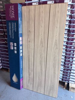Holloway Hickory Blonde 12 mm T x 7.5 in. W Waterproof Laminate Wood Flooring (21.1 sqft/case)