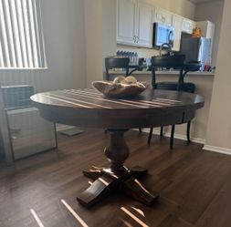 RH Solid Wood Pedestal Dining Table