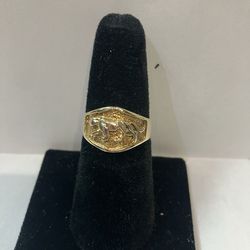 10k gold ring #110825-1 MJ