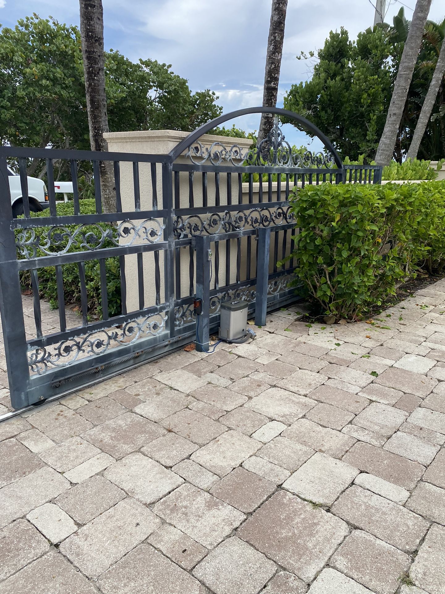 Electric Gate Motor Adjustment And Replace