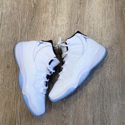Jordan 11 Legend Blue 