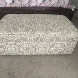 Ottoman With Storage 
