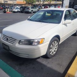 1998 Toyota Camry 