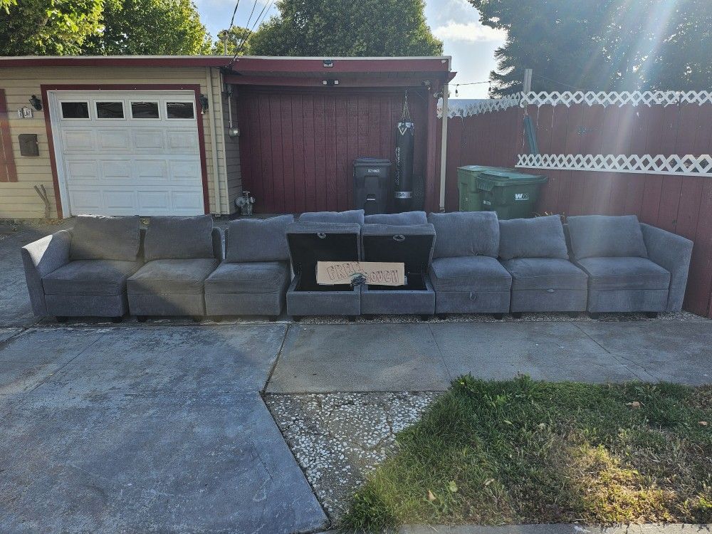 Free Sectional Couch With Storage