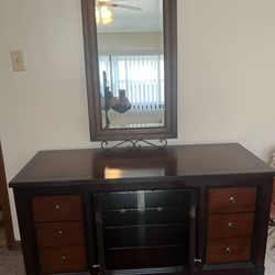 Entertainment center elegant steel mirror