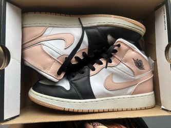 Air Jordan 1 Mid
