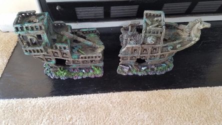 Aquarium ornament broken down ship