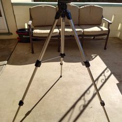 Tripod